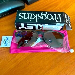 NIB : Oakley Frogskins Lite